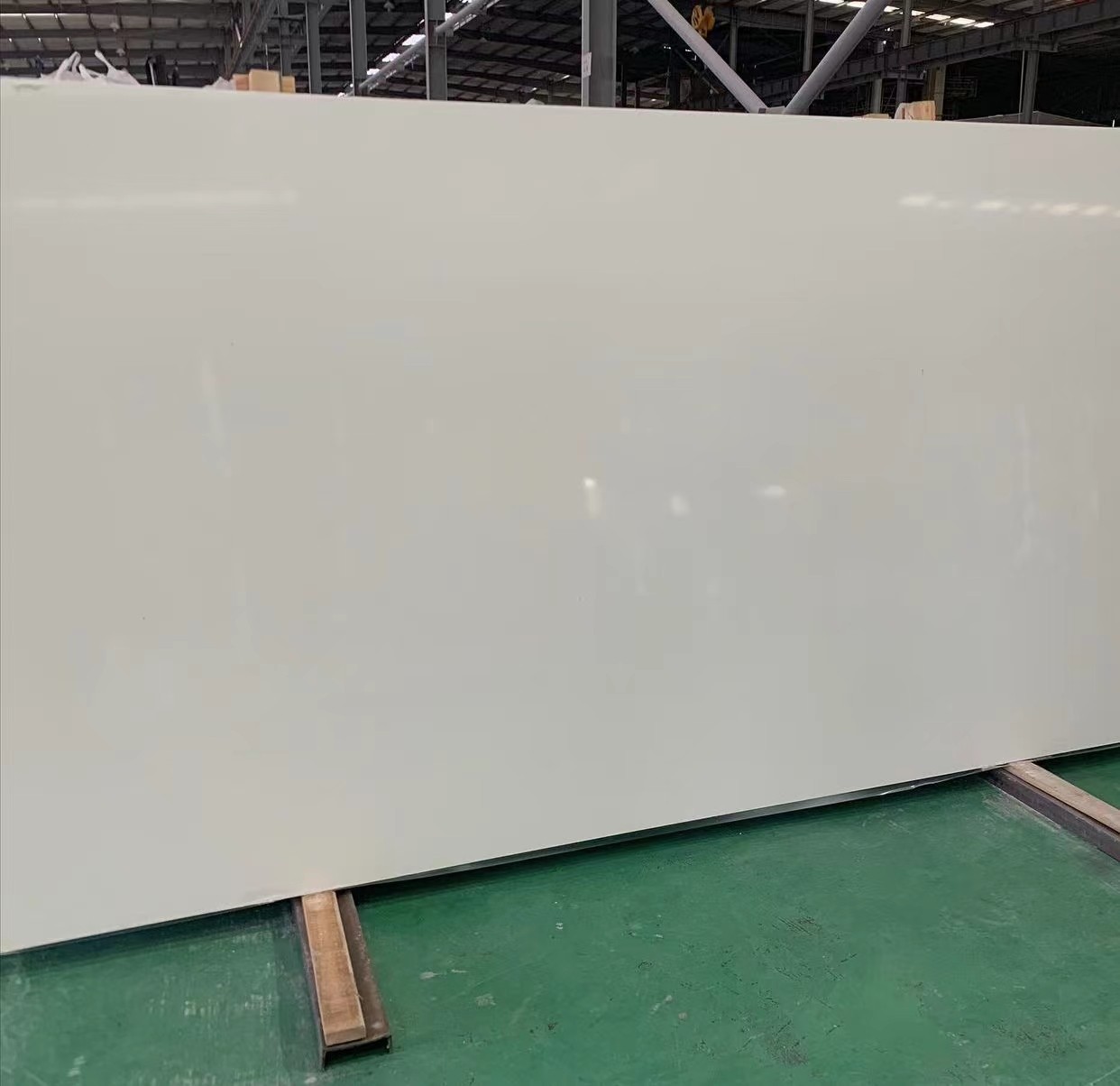 Pure White Quartz Big Slab-01 Pure White Quartz Big Slab-01