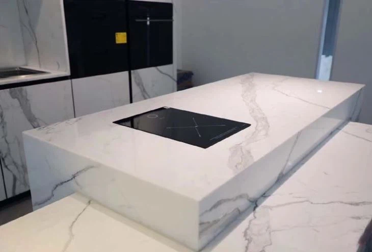 Calacatta Nano kristalizēts stikla countertops