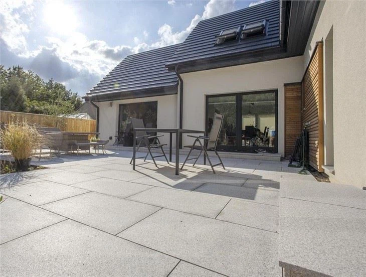 Silver Grey Granite Paving Slabs patio